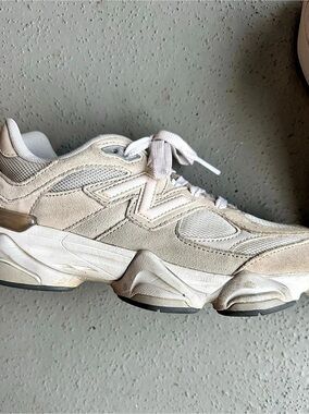 New Balance Beige and White Men's Sneakers